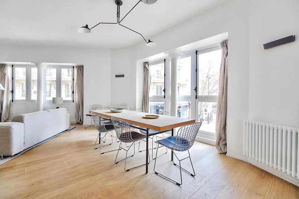 Διαμέρισμα Rue Du Louvre - Luxury *